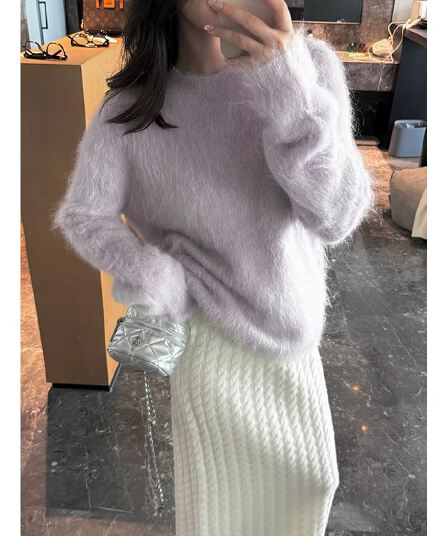 라운드 넥 머리 위로 느긋한 분위기 센스 울 스웨터 2025 겨울 새로운 여성 편안한 와이드 부드러운 찹쌀 털이 많은 맨위