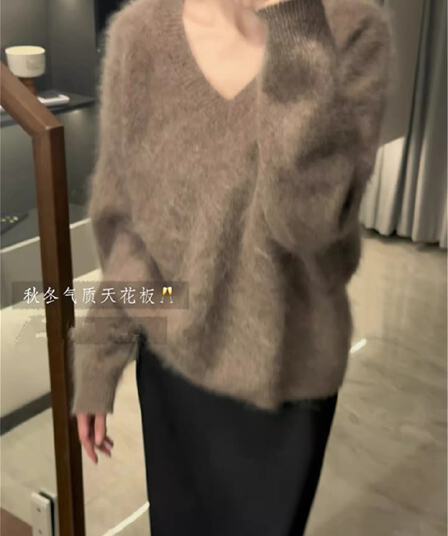 분위기 센스 느슨함 느긋한 바람 품격 부드러운 V넥 스웨터 여자 가을 겨울 털이 많은 부드러운 찹쌀 두꺼운 니트 맨위
