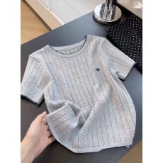 批发2026新款灰色针织短袖t恤气质女士短款正肩上衣夏薄款轻奢高级感
