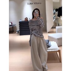 早春搭配一整套斜肩条纹长袖宽松上衣女气质灰色阔腿裤长裤套装