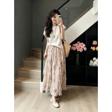 批发韩系温柔风穿搭套装女夏季小众精致白色短袖<b class='q'>上衣</b>粉色小碎花半身裙