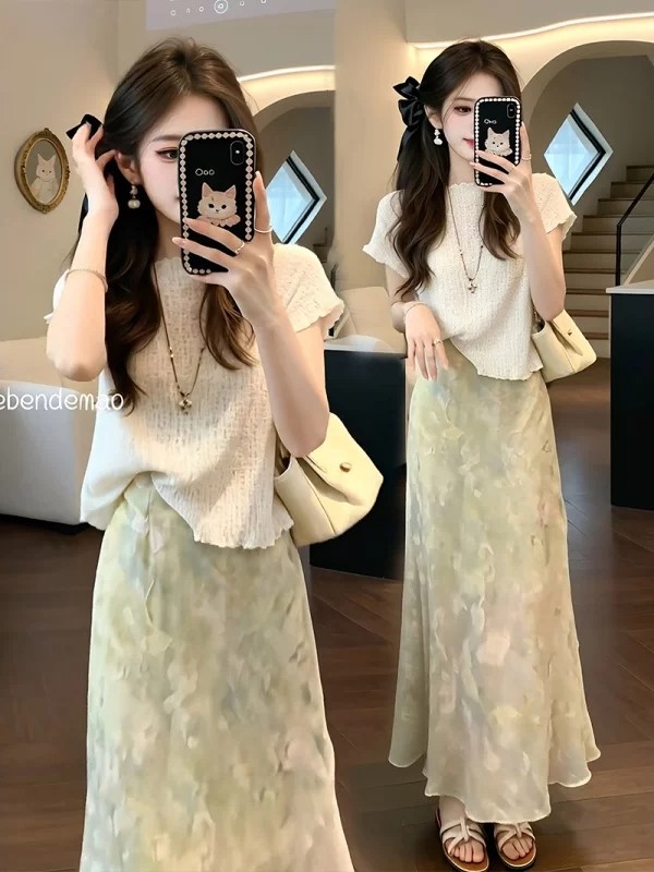 절묘한 세트 드레스 여성 2026 여름 새로운 작은 샤넬 스타일 프릴 반팔 맨위 하이웨이스트 반신 스커트 투피스 세트