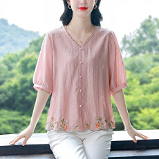 批发有货  夏季新款大码女装宽松上衣时尚刺绣V领短袖衬衫