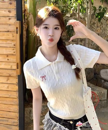POLO 칼라 니트 반팔 여성 2026 새로운 자수 레트로 학원 스타일 꽈배기 스웨터 티셔츠 맨위