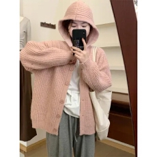 批发<b class='q'>韩版</b>连帽加厚慵懒风毛衣外套开衫女秋冬新款宽松外穿大帽子针织衫