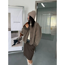 批发慵懒风圆领撞色拉毛短<b class='q'>外套</b><b class='q'>女</b>2026秋冬新款休闲百搭皮毛一体上衣潮
