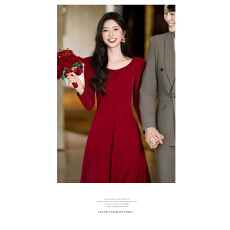 批发订婚礼服轻奢小众气质<b class='q'>红色</b>连衣裙平时可穿新娘敬酒服回门便装长袖