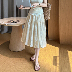 批发2026春夏新款设计感圆点休闲a字半身<b class='q'>裙</b>女松紧腰中长款波点<b class='q'>花苞</b><b class='q'>裙</b>