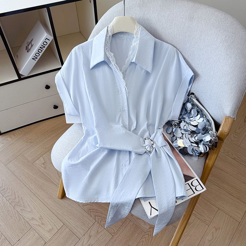 2026夏季新款设计感蕾丝翻领排扣衬衫百搭韩系风休闲短袖洋气上衣