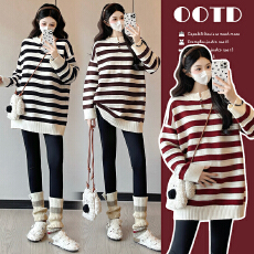 批发实拍撞色条纹孕妇装宽松大码<b class='q'>百搭</b>复古港风双扣针织孕妇毛衣上衣