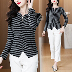 批发2026春季长袖皱褶遮肚子设计小上衣女衬衫收腰别致衬衣