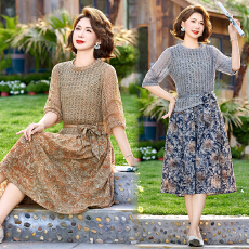 批发碎花<b class='q'>连衣裙</b>两件套2026春夏新款修身收腰印花高档中袖针织衫套裙女