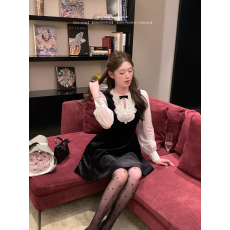批发【杨小卷 9/21 10:00 上新】千金感天丝拼接<b class='q'>丝绒</b><b class='q'>连衣裙</b>