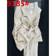 批发高级感米色<b class='q'>西装</b>风套装女2026春季新款气质通勤系带马甲裤子两件套