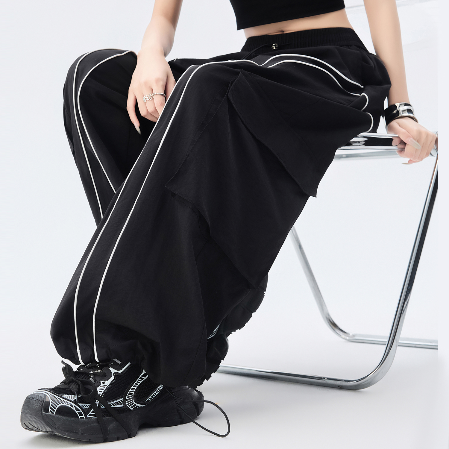 실사 여름 얇은 스타일 아메리칸 디자인 센스 주머니 스트라이프 패치워크 캐주얼 워크웨어 팬츠 여성 펌프 로프 조거 속도 건조한 바지