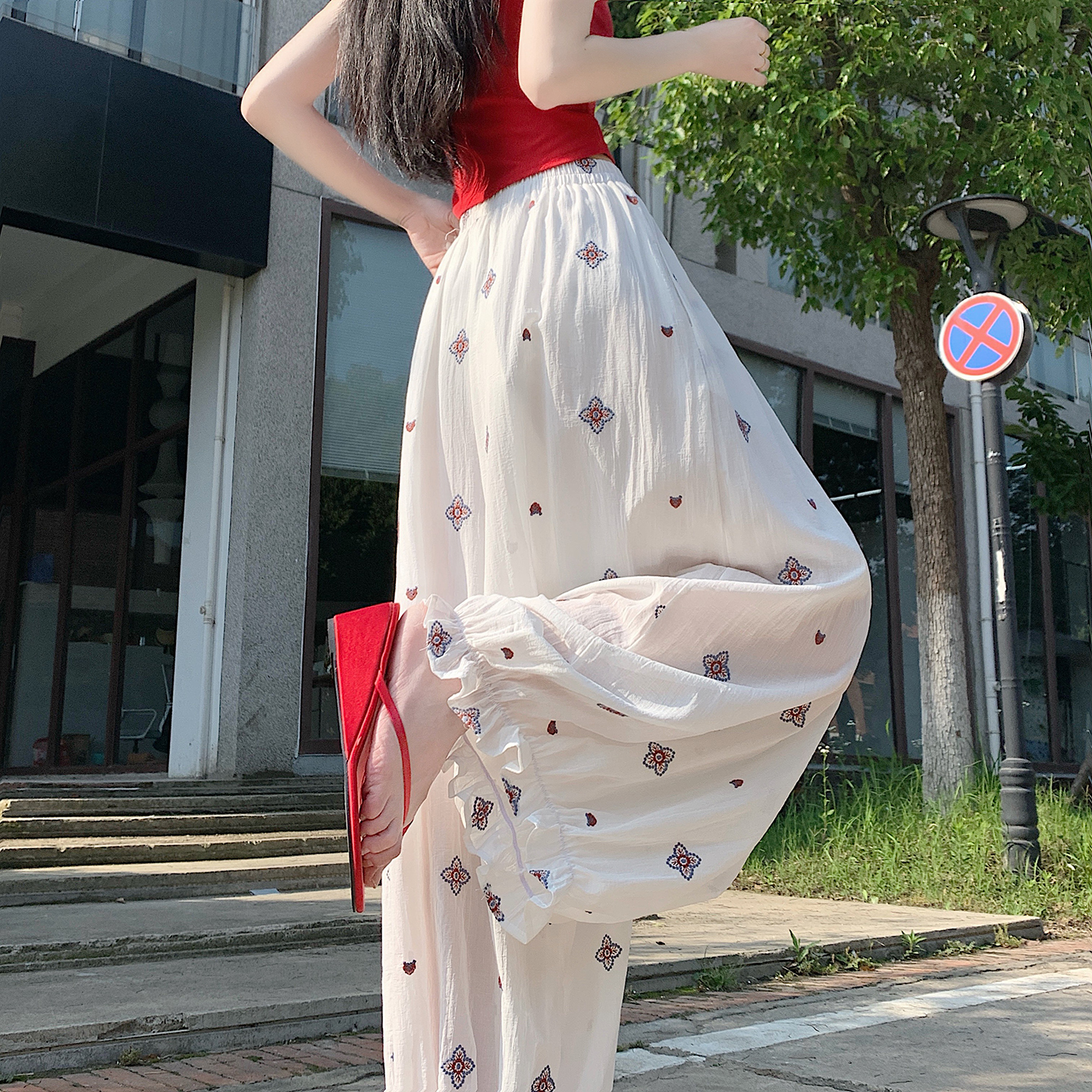 실사 여름 새로운 무거운 작업 자수 느긋한 바람 배기 바지 소녀 슬림해 보이는 다용도 캐주얼 얇은 스타일 꽃밭 바지
