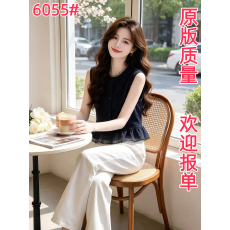 批发轻熟风圆领无袖马甲女2026<b class='q'>夏</b>季新款蓝色拼接背心洋气减龄百搭上衣