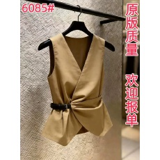 批发小众别致<b class='q'>通勤</b>风V领无袖马甲女卡其色收腰系带设计感气质上衣2026