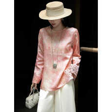 批发粉色提花国风上衣女2026<b class='q'>春</b>款重工镂空刺绣圆领气质复古中式衬衫