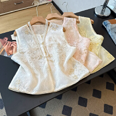 批发2026<b class='q'>夏</b>季薄款新中式国风米黄色重工刺绣马甲女年轻款欧根纱开衫女