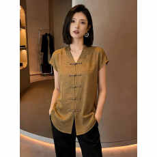批发新中式风V领盘扣短袖大码衬衫<b class='q'>女</b>2026夏季<b class='q'>新款</b>洋气高级感气质上衣