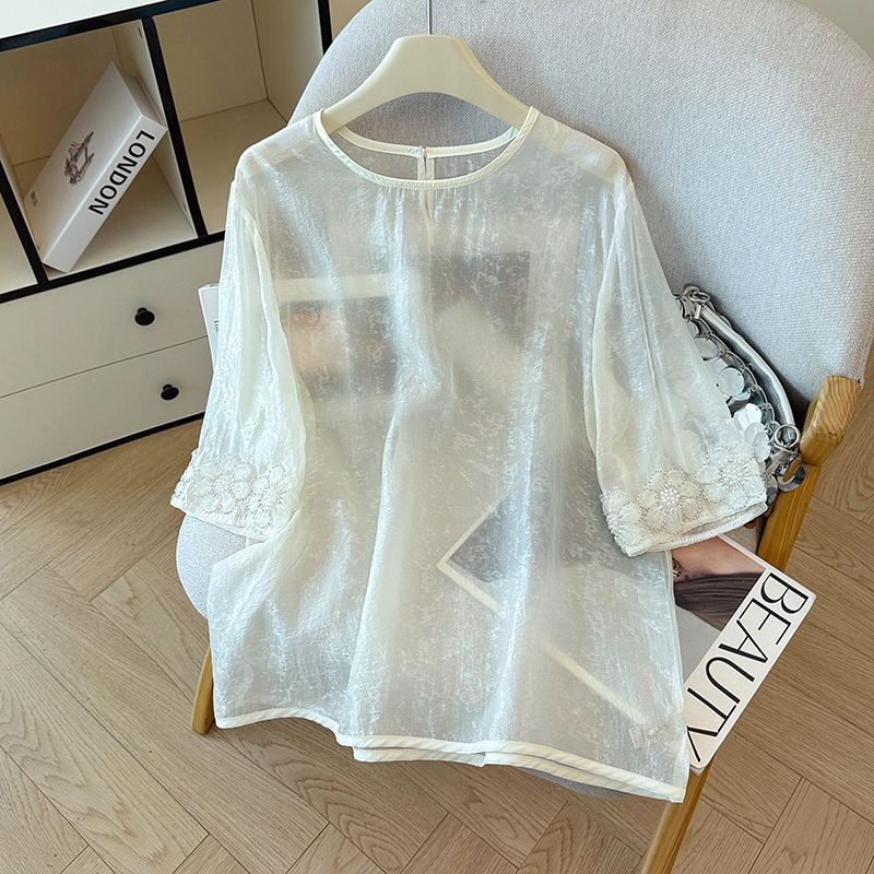 유럽 상품 여름 새로운 빛 럭셔리 고급 센스 패션 비즈 자수 새로운 중식 얇은 스타일 인사이드 가져 가라. 셔츠 맨위 여성