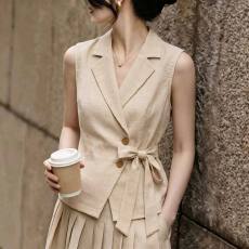 批发2026<b class='q'>夏</b>季洋气知性轻熟风无袖西装马甲女杏色V领收腰显瘦通勤上衣