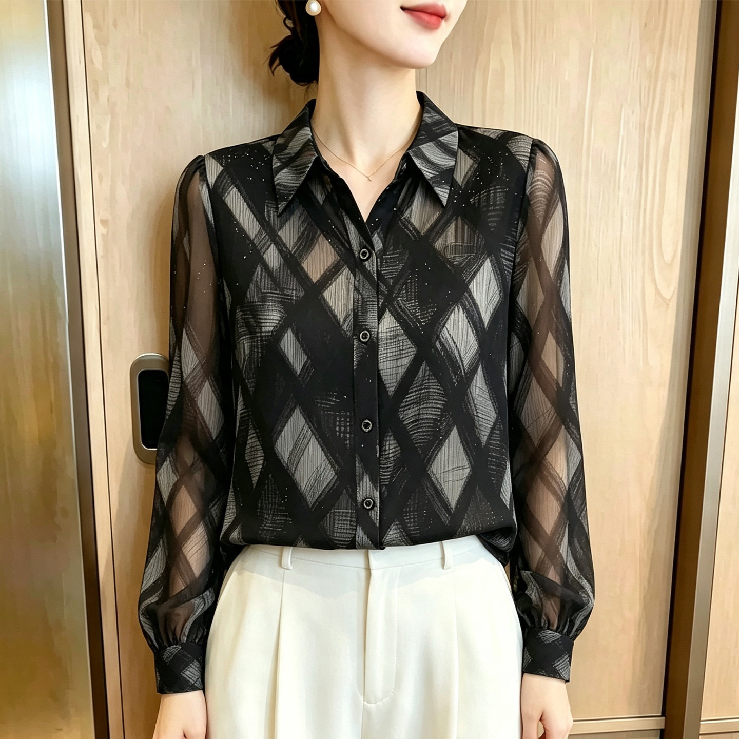 菱格印花雪纺衬衫女装长袖秋季新款宽松翻领衬衣气质通勤简约上衣 服裝批發女裝批發服飾貨源