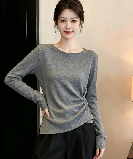 회색 얇은 스타일 티셔츠 여성 2026 여름 새로운 패션 연령 감소 몸매 가꾸기 슬림해 보이는 디자인 센스 불규칙 맨위