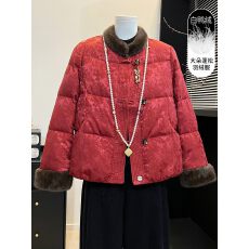 批发气质妈妈冬装羽绒服2025新款<b class='q'>中年</b>毛领新中式<b class='q'>外套</b>中老年人女装