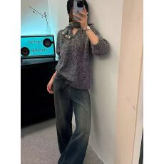 批发十三行2025秋冬新款可拆卸围巾保暖针织衫女小众宽松v领长袖<b class='q'>毛衣</b>