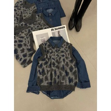 批发十三行2025冬装新款豹纹针织马甲背心女<b class='q'>牛仔</b>衬衫叠穿上衣两件套装