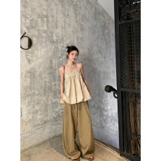 批发法式设计感甜美减龄洋气百搭吊带背心花苞上衣卡色休闲阔腿裤套装