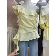 批发十三行新款韩版2026年夏季修身不规则荷叶边显瘦百搭斜肩套头小衫