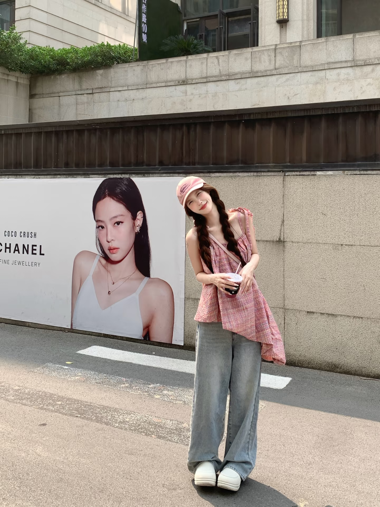 한 부서 착용 가져 가라. 체크무늬 핑크색 조끼 여성 여름 작은 대중 디자인 센스 불규칙 밑단 슬립 드레스 외출용 맨위