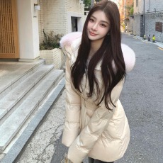 批发韩国原版2026冬季新修身收腰显瘦加厚羽绒棉服女大毛领
