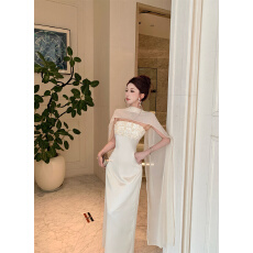 批发白色抹胸连衣裙修身显瘦披肩重工亮片礼服<b class='q'>长裙</b>