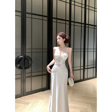 批发扭结钉钻抹胸缎面礼服裙抹胸蕾丝拼接<b class='q'>连衣</b><b class='q'>长裙</b>