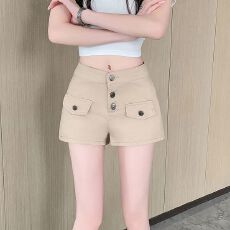 批发实拍实价~卡其色老钱风丰胯<b class='q'>牛仔</b>短裤女夏季新款多扣高腰紧身热裤