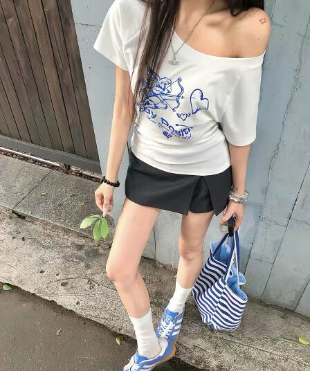 220 그램 92 면 8 암모니아 Lun 아메리칸 핫걸 비스듬한 어깨 알파벳 프린트 반팔 티셔츠 여성