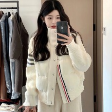 批发韩系学院风设计感拼接针织棉服<b class='q'>男</b>女秋冬独特别致立领轻薄棉衣外套