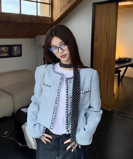 작은 샤넬 스타일 트위드 쇼트 스타일 긴팔 여성 코트 가을 새로운 명문 여성 품격 디자인 센스 작은 대중 Chic 맨위