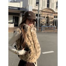 批发加厚面料有内里百搭两面穿豹纹毛绒马甲女<b class='q'>秋</b>冬季氛围感皮草外套