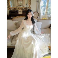 批发蝶舞轻纱法式复古方领荷叶边连衣裙<b class='q'>长袖</b>网纱系带长裙轻奢淑女时尚