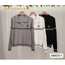 批发2025年秋冬韩系polo领字母刺绣条纹丝光棉针织坑条长袖开衫上衣<b class='q'>女</b>