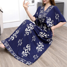 批发26年花#V领人棉绸蝙蝠袖沙滩裙泰国旅游碎花<b class='q'>连衣裙</b>印花度假风裙子