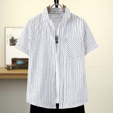 批发短袖衬衫修身韩版<b class='q'>潮</b>流时尚休闲男士百搭超火条纹口袋设计款衬衣