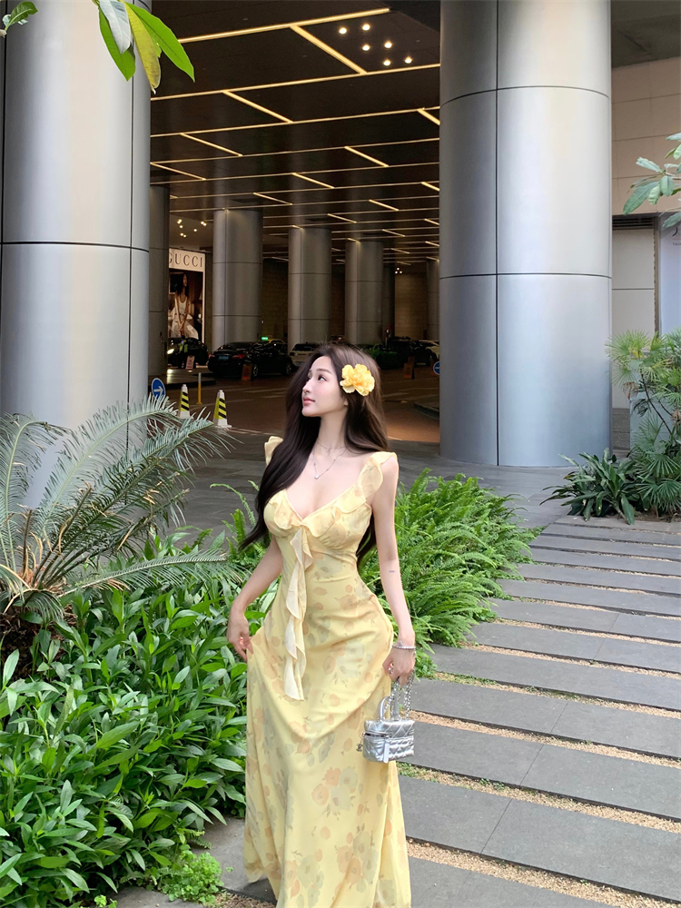 실사 정가 3 차원 비스듬한 자르다 작은 대중 프랑스식 꽃무늬 깊은 V 넥 드레스 Feifei 소매 슈퍼 잘 생긴 품격