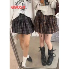 批发小个子格子花苞短裙2025春秋新款复古显瘦百搭系带半身裙女