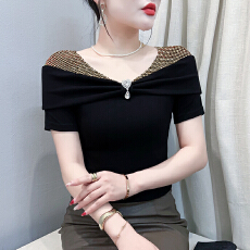 批发性感一字肩<b class='q'>个性</b>镶钻拼接短袖<b class='q'>T</b><b class='q'>恤</b>女夏2026新款修身气质减龄V领上衣